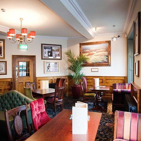 The Unicorn Hotel Wetherspoon Ripon Ngoại thất bức ảnh