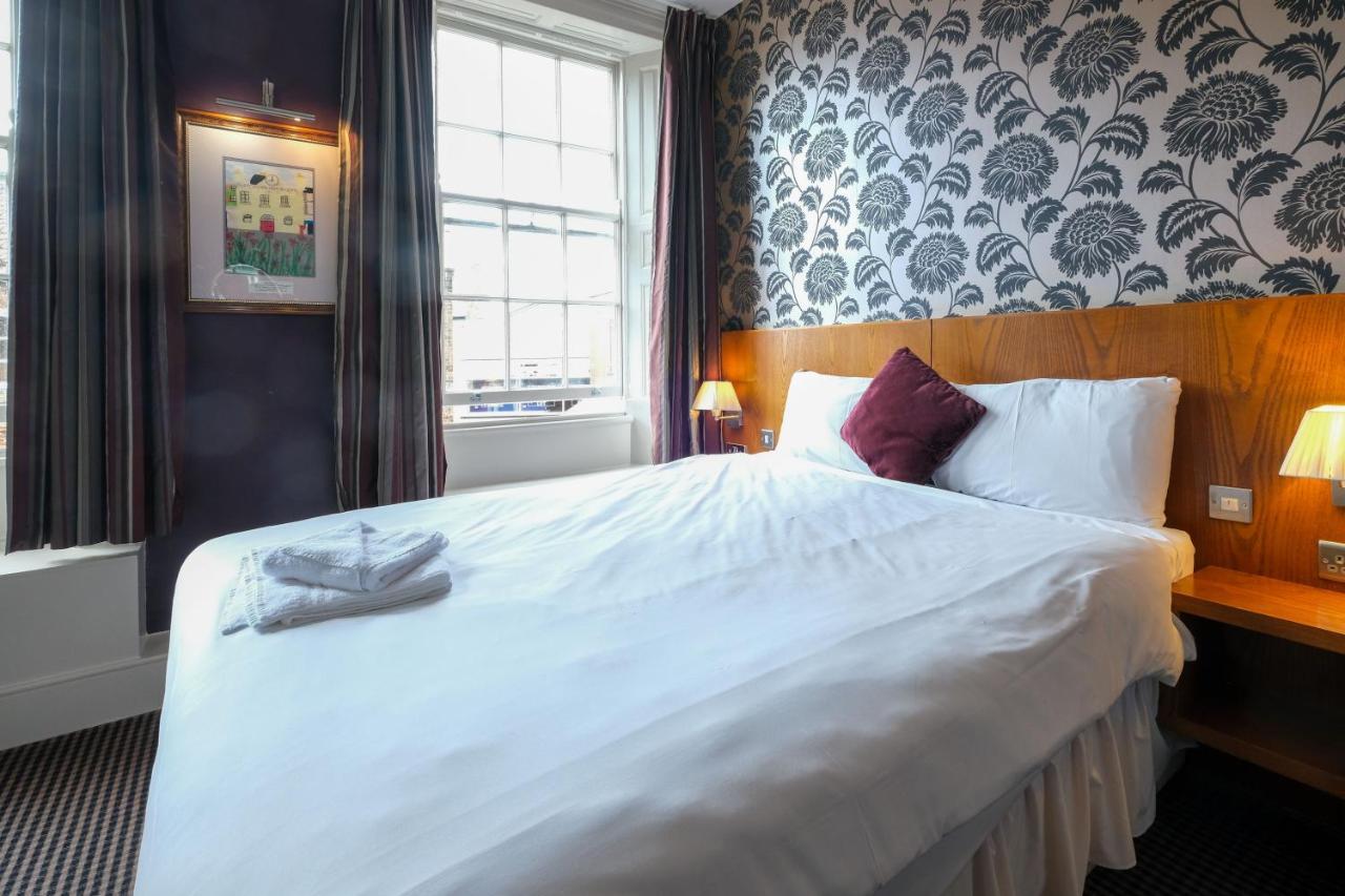 The Unicorn Hotel Wetherspoon Ripon Ngoại thất bức ảnh