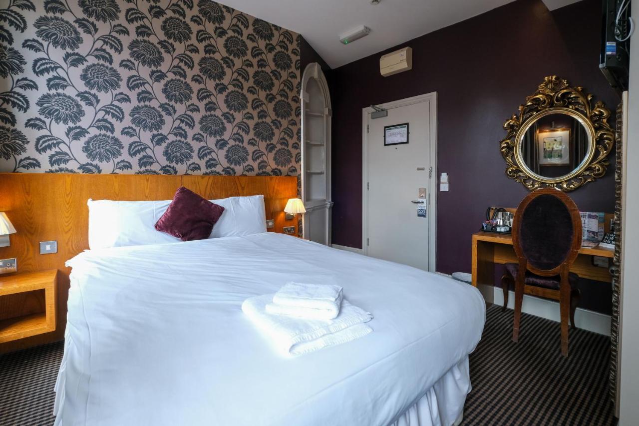 The Unicorn Hotel Wetherspoon Ripon Ngoại thất bức ảnh