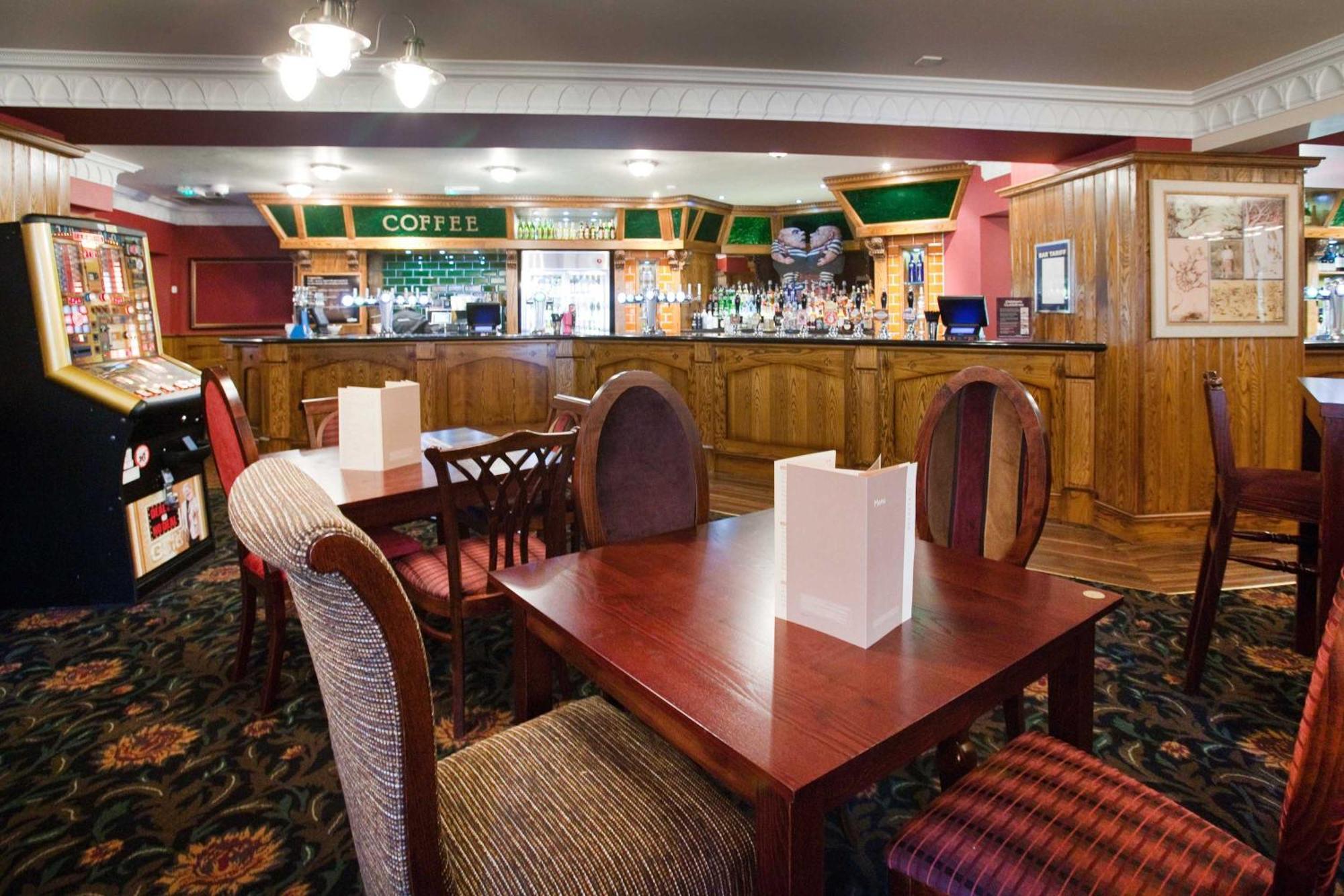 The Unicorn Hotel Wetherspoon Ripon Ngoại thất bức ảnh