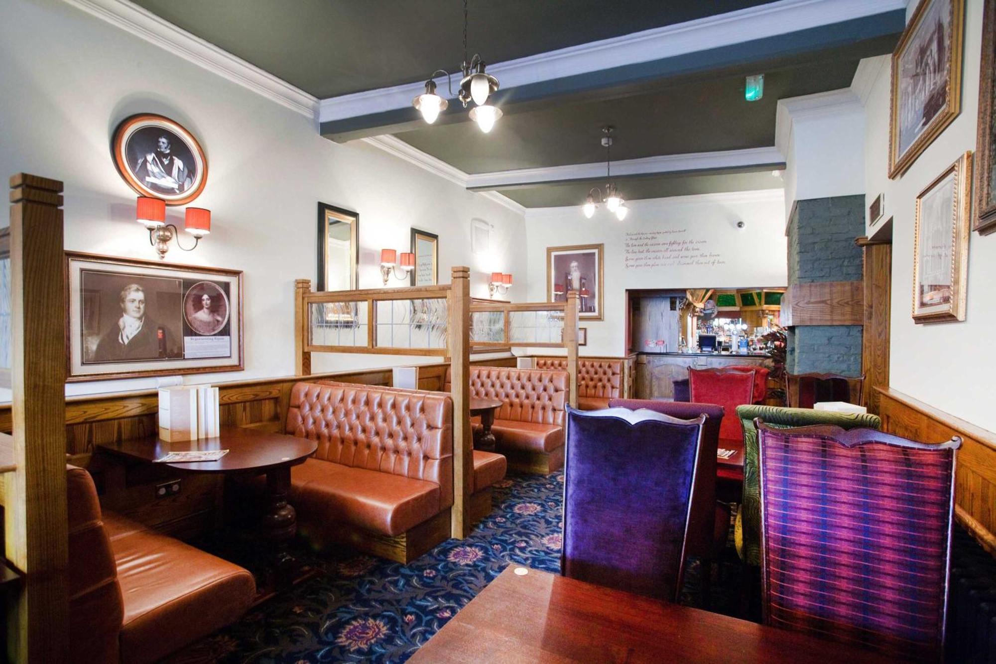 The Unicorn Hotel Wetherspoon Ripon Ngoại thất bức ảnh