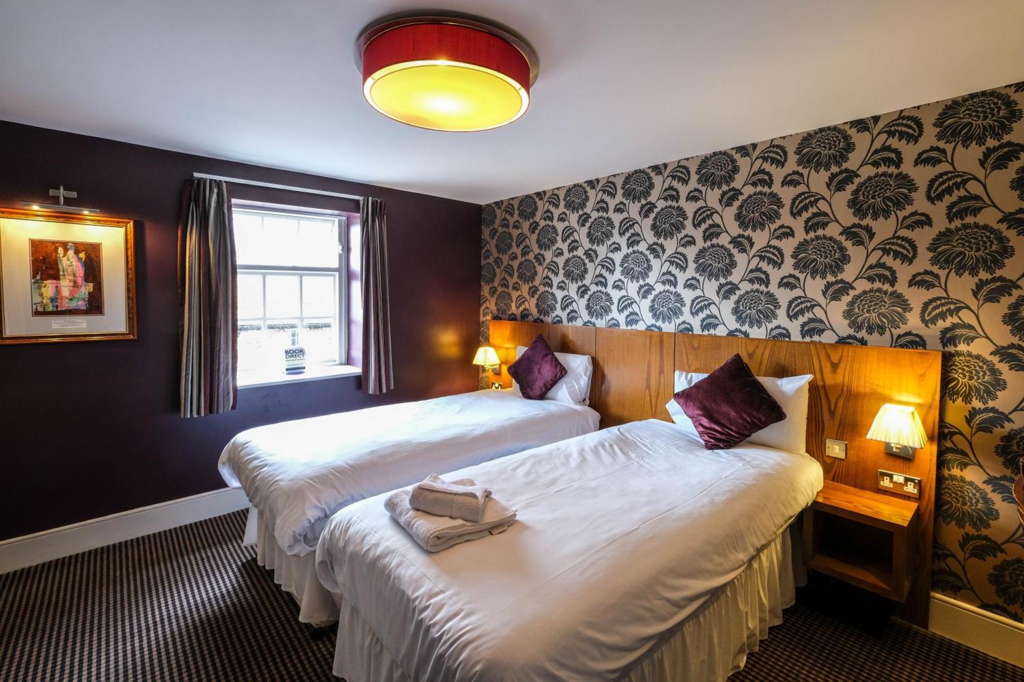 The Unicorn Hotel Wetherspoon Ripon Ngoại thất bức ảnh